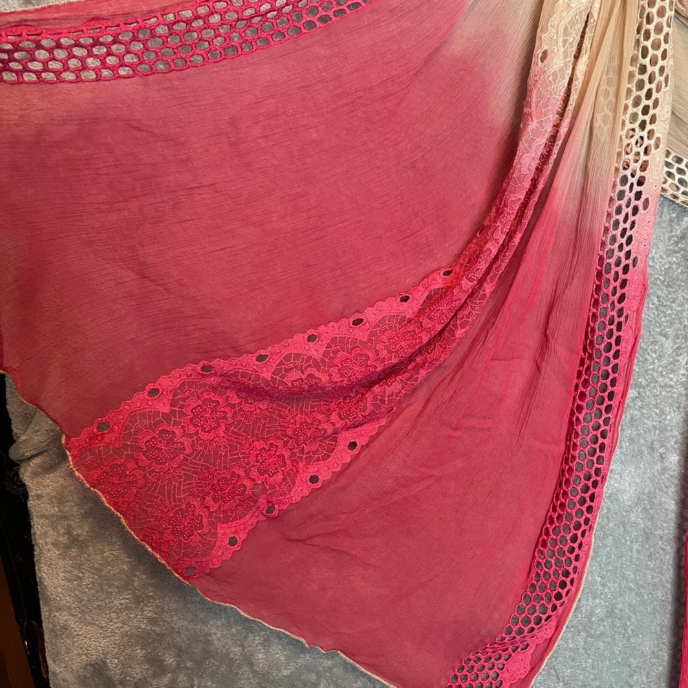 Womens Red Beige Ombre Dupatta Scarf Crochet Boho Festival Ethnic Traditional - Picture 5 of 9